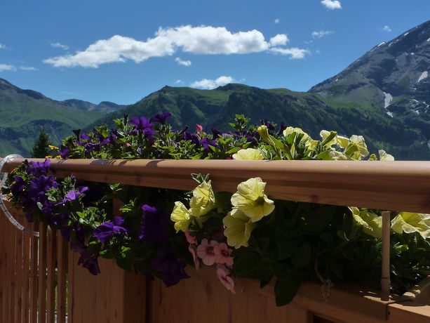 Imagen del bar/restaurante del Hôtel Les Catrems. Foto 7