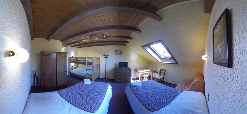 Imagen de la habitación del Hôtel Les Gardettes. Foto 15