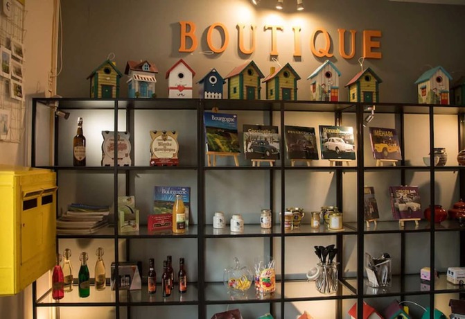 Imagen de los interiores del H&ocirc;tel Les Hauts de Meursault. Foto 18