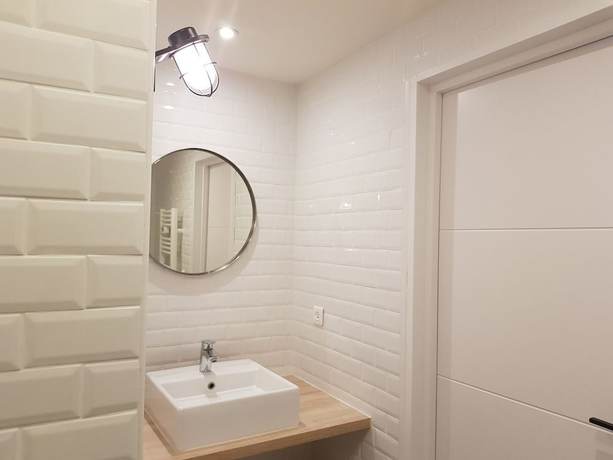 Imagen de la habitación del H&ocirc;tel Les Lauriers. Foto 5