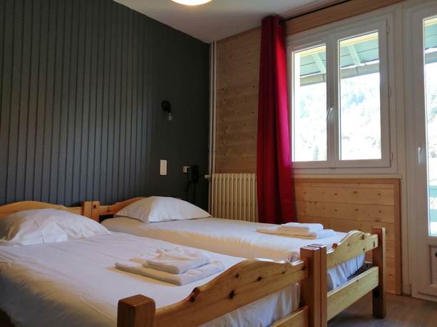 Imagen de la habitación del H&ocirc;tel Les Mouflons. Foto 2