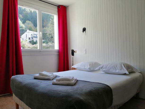 Imagen de la habitación del H&ocirc;tel Les Mouflons. Foto 11