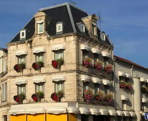 Imagen general del Hôtel Les Remparts, Chaumont. Foto 1