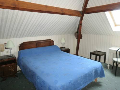 Imagen de la habitación del H&ocirc;tel Les Remparts, Saint-Valery-en-Caux. Foto 3