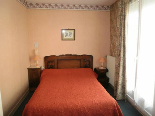 Imagen de la habitación del H&ocirc;tel Les Remparts, Saint-Valery-en-Caux. Foto 4