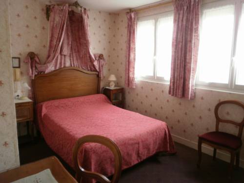 Imagen de la habitación del H&ocirc;tel Les Remparts, Saint-Valery-en-Caux. Foto 6