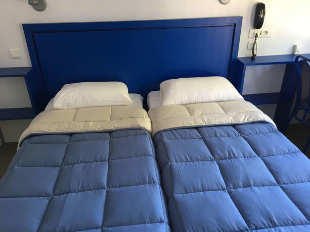 Imagen de la habitación del H&ocirc;tel Les Rives Bleues. Foto 3