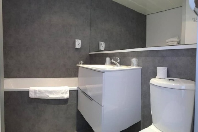 Imagen de la habitación del H&ocirc;tel Les Rives Bleues. Foto 8