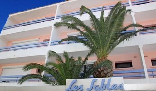 Imagen general del Hôtel Les Sables - Urban Style - By Logis Hotels. Foto 1