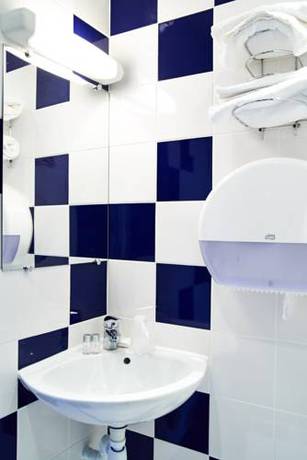 Imagen de la habitación del Hôtel Luxor. Foto 10