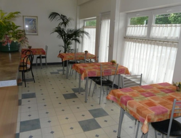 Imagen del bar/restaurante del H&ocirc;tel Mary's - Caen Centre Gare Sncf. Foto 4