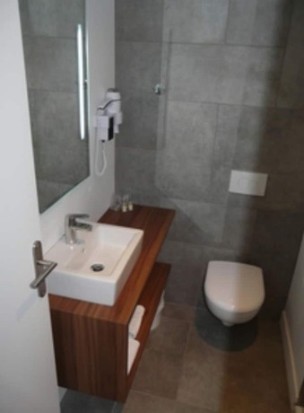 Imagen de la habitación del H&ocirc;tel Mary's - Caen Centre Gare Sncf. Foto 10