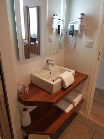 Imagen de la habitación del H&ocirc;tel Mary's - Caen Centre Gare Sncf. Foto 11