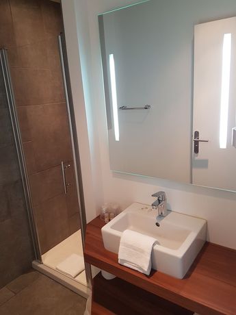 Imagen de la habitación del H&ocirc;tel Mary's - Caen Centre Gare Sncf. Foto 14