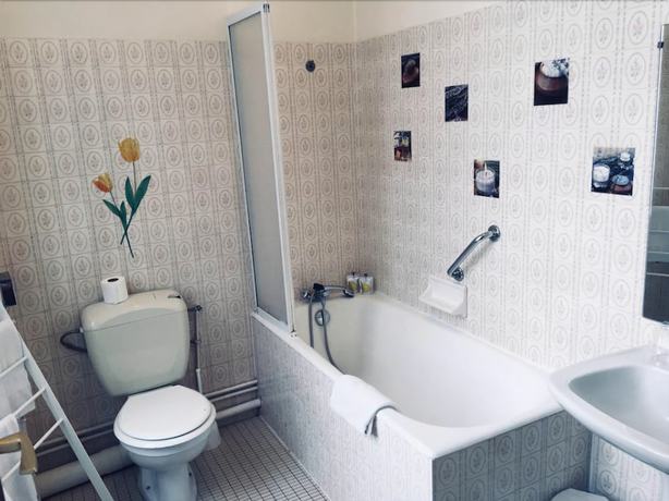 Imagen de la habitación del H&ocirc;tel Moderne, Tours. Foto 11