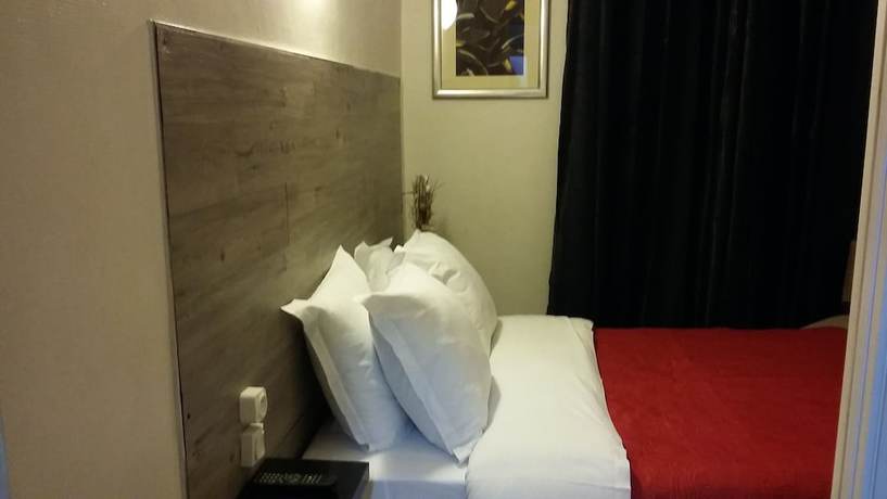 Imagen de la habitación del H&ocirc;tel Nice Savoie. Foto 6