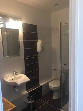 Imagen de la habitación del Hôtel Océan Dinan. Foto 11