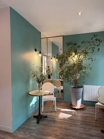 Imagen de los interiores del H&ocirc;tel Paris V&eacute;sinet. Foto 19