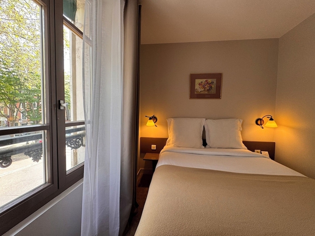 Imagen de la habitación del H&ocirc;tel Paris V&eacute;sinet. Foto 11