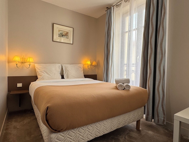 Imagen de la habitación del H&ocirc;tel Paris V&eacute;sinet. Foto 17
