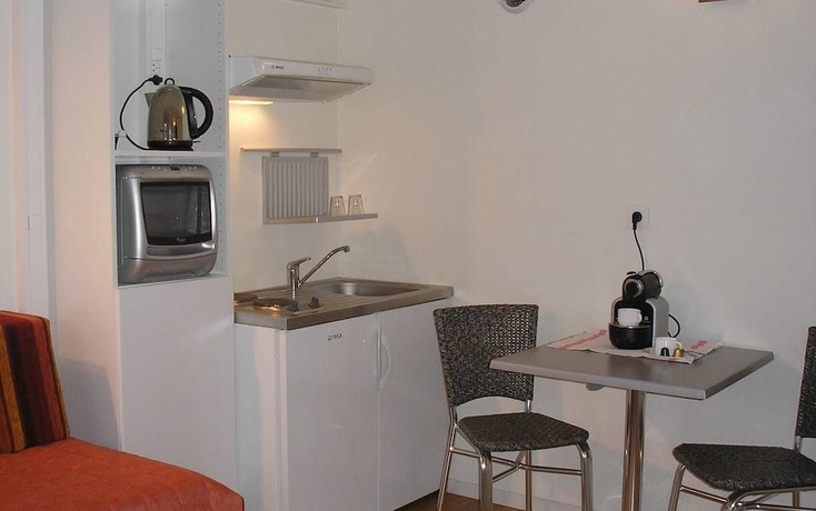 Imagen de la habitación del H&ocirc;tel Pierre Blanche. Foto 3
