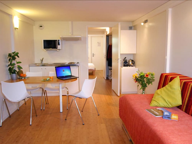 Imagen de la habitación del H&ocirc;tel Pierre Blanche. Foto 4