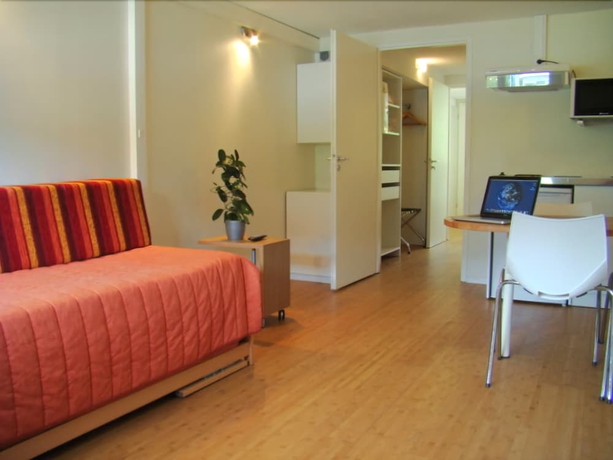 Imagen de la habitación del H&ocirc;tel Pierre Blanche. Foto 11