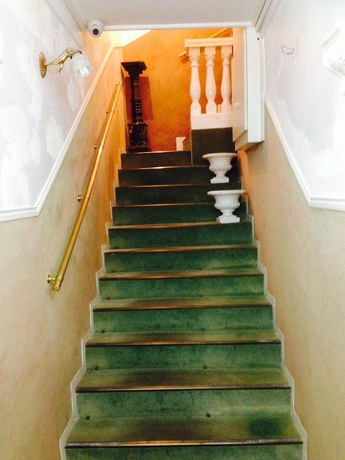 Imagen de los interiores del H&ocirc;tel Relax, Marsella. Foto 11