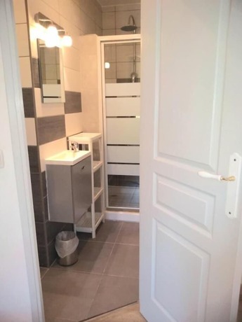 Imagen de la habitación del H&ocirc;tel Renaissance Martigues. Foto 4