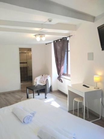 Imagen de la habitación del H&ocirc;tel Renaissance Martigues. Foto 15
