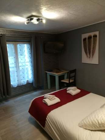 Imagen de la habitación del H&ocirc;tel Renova. Foto 9