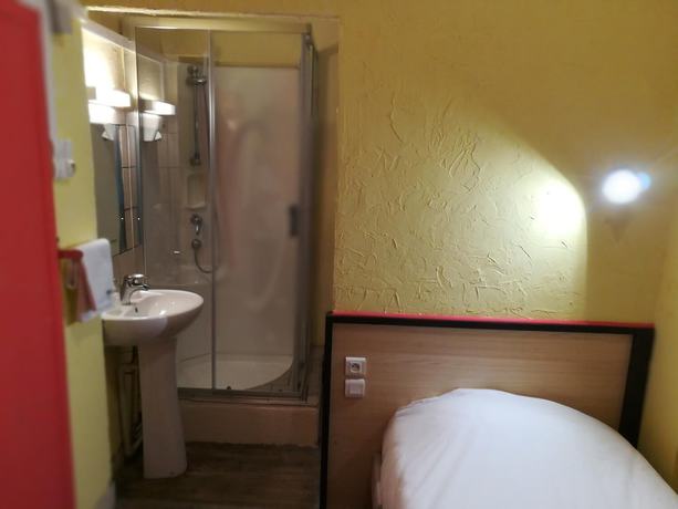 Imagen de la habitación del H&ocirc;tel Renova. Foto 12