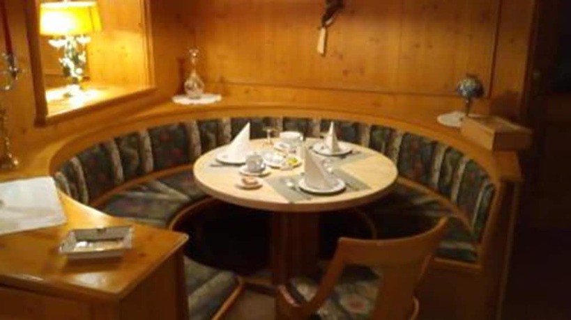 Imagen del bar/restaurante del H&ocirc;tel Restaurant Baumgartner. Foto 6