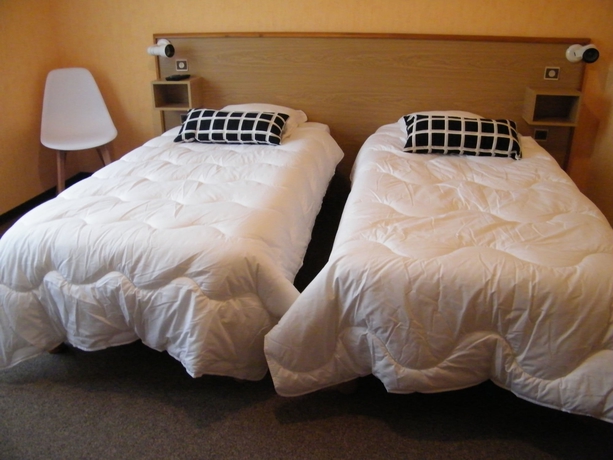 Imagen de la habitación del Hôtel Restaurant De Tessé. Foto 18