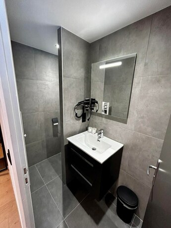 Imagen de la habitación del H&ocirc;tel Restaurant Le Madame. Foto 18