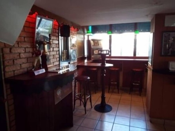 Imagen del bar/restaurante del H&ocirc;tel Restaurant Le Monte Carlo. Foto 3