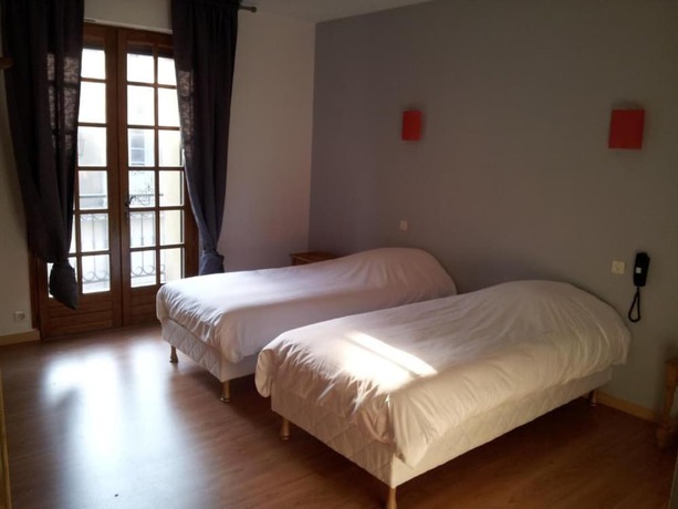 Imagen de la habitación del H&ocirc;tel Restaurant Le Victor Hugo. Foto 9