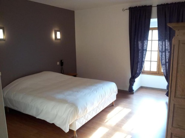 Imagen de la habitación del H&ocirc;tel Restaurant Le Victor Hugo. Foto 10