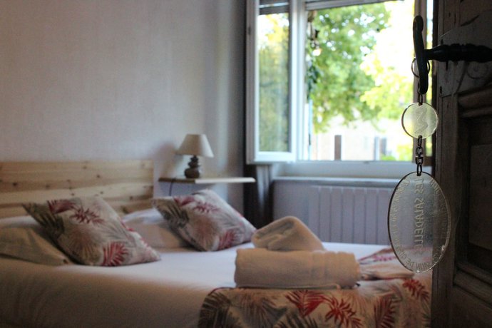 Imagen de la habitación del H&ocirc;tel Restaurant Les Saladelles. Foto 11
