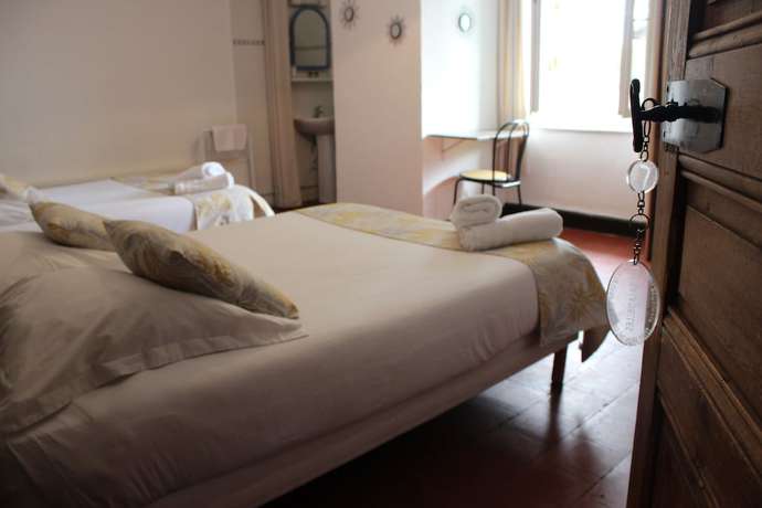 Imagen de la habitación del H&ocirc;tel Restaurant Les Saladelles. Foto 13