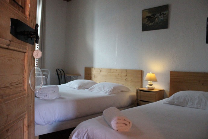 Imagen de la habitación del H&ocirc;tel Restaurant Les Saladelles. Foto 14