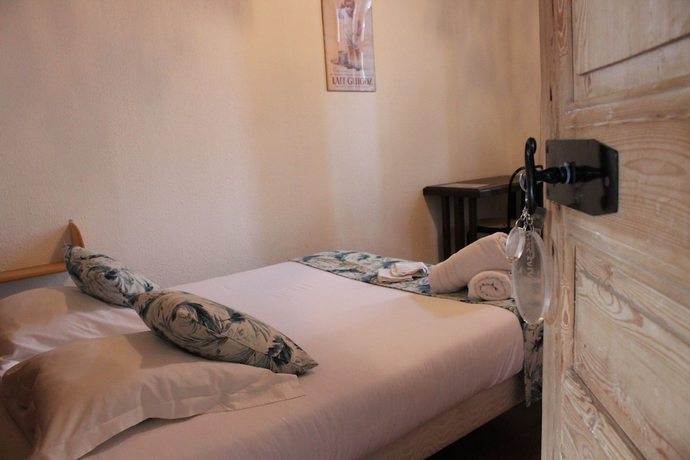 Imagen de la habitación del H&ocirc;tel Restaurant Les Saladelles. Foto 16