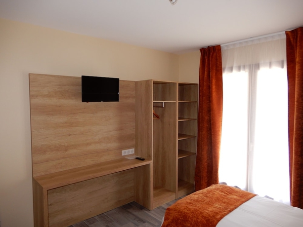 Imagen de la habitación del H&ocirc;tel Restaurant Marinet. Foto 5