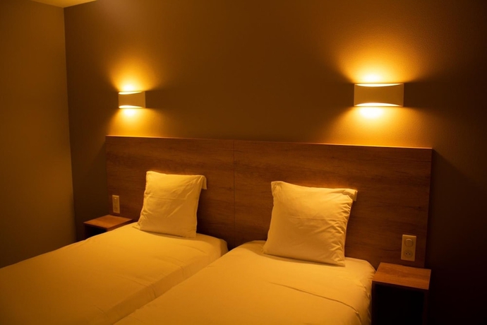 Imagen de la habitación del H&ocirc;tel Restaurant Marinet. Foto 13