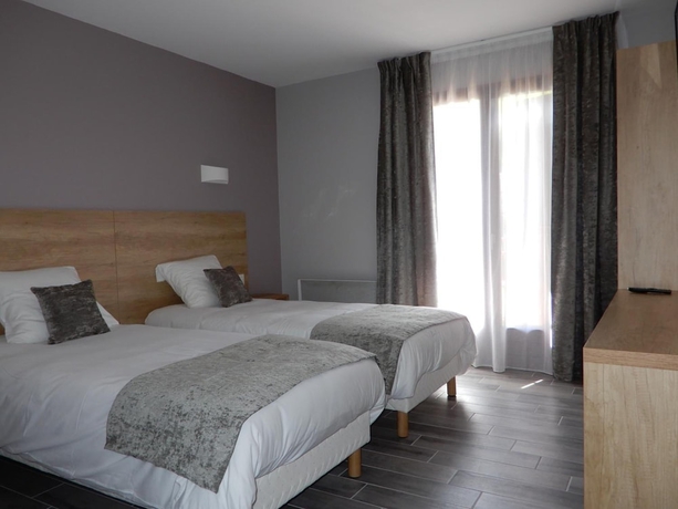 Imagen de la habitación del H&ocirc;tel Restaurant Marinet. Foto 14