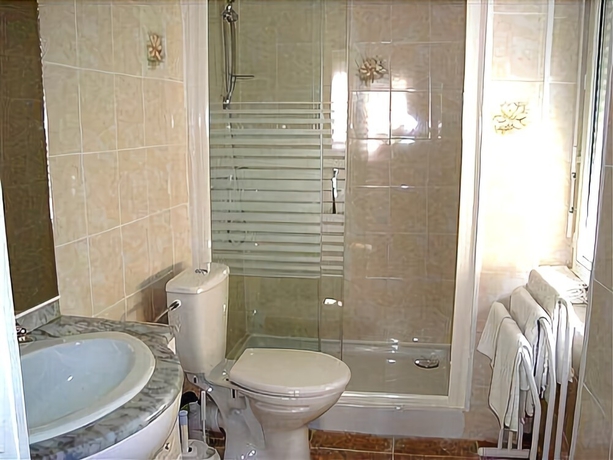 Imagen de la habitación del Hôtel Restaurant Métropole. Foto 10