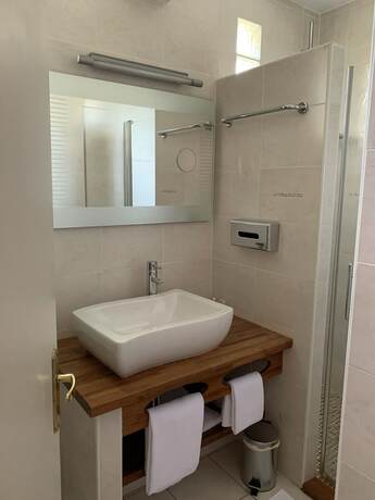 Imagen general del Hôtel Restaurant du Lac. Foto 15