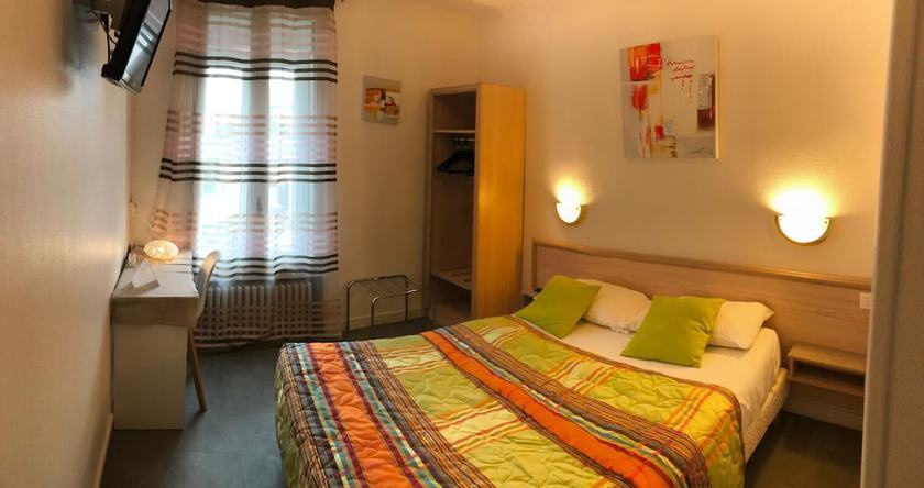 Imagen de la habitación del H&ocirc;tel Saint-Philibert. Foto 6