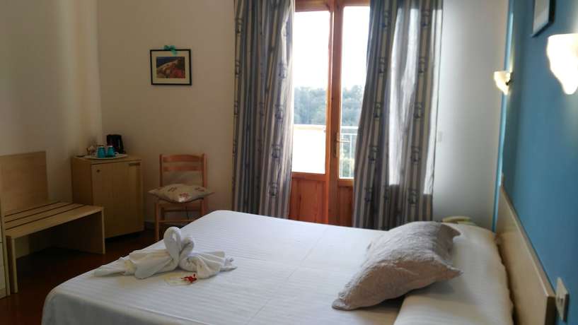 Imagen de la habitación del H&ocirc;tel Sant\'Andrea, The Originals Relais (Relais du Silence). Foto 8