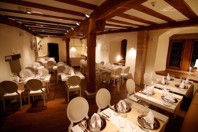 Imagen del bar/restaurante del Hôtel Schloss Romrod. Foto 5